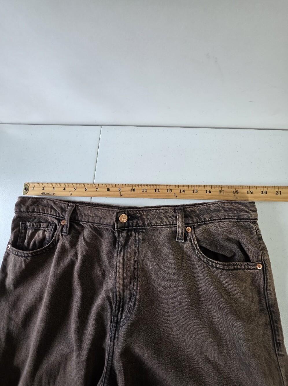 Gap Baggy Mid-Rise Wide Leg Jeans Size 16 Tall Ultrasoft Denim Dark Brown Wash - Picture 7 of 16